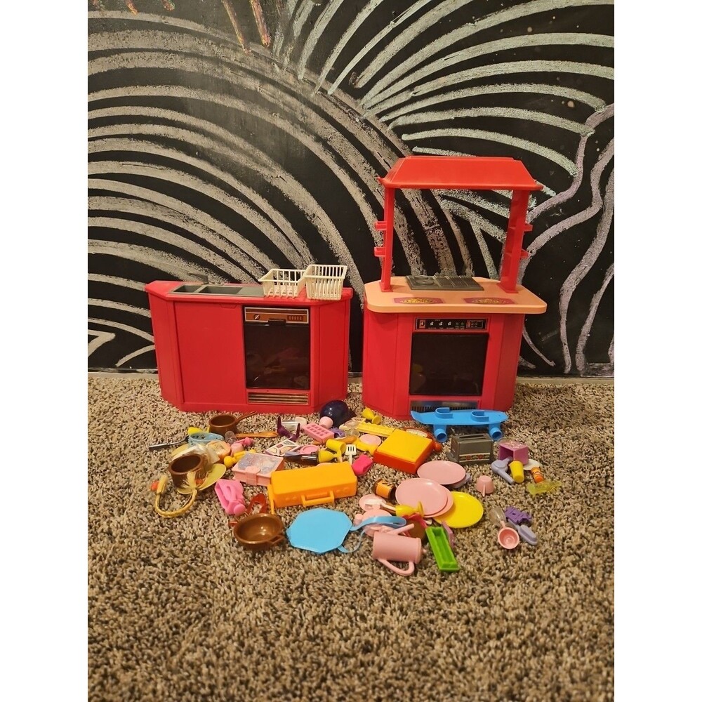 Vintage Lot 1986 Barbie Kitchen Island Playset w/ Accessories Oven Cooktop Dish